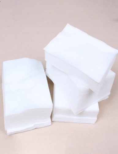 Chusty kosmetyczne Eko-Higiena 25x20 cm 100szt/op PERFOROWANE