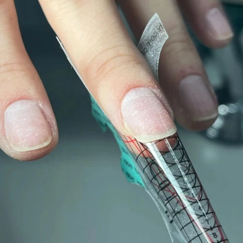 YOSHI PLASTIKOWE FORMY SZABLONY DO PRZEDŁUŻANIA PAZNOKCI CLEAR 400 szt.